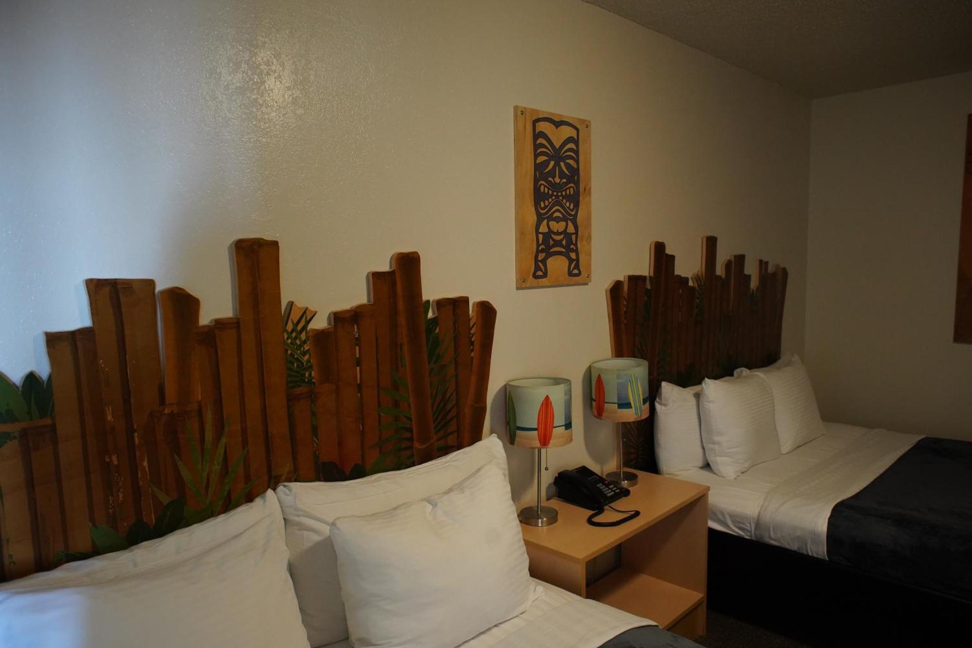 Huntington Surf Inn ฮันติงตันบีช ภายนอก รูปภาพ